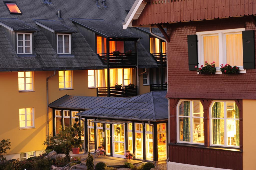 Ferien Residenz Bergfried Hotel ฮินเทอร์ซาร์เทน ภายนอก รูปภาพ
