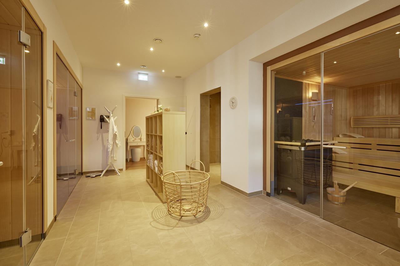 Ferien Residenz Bergfried Hotel ฮินเทอร์ซาร์เทน ภายนอก รูปภาพ